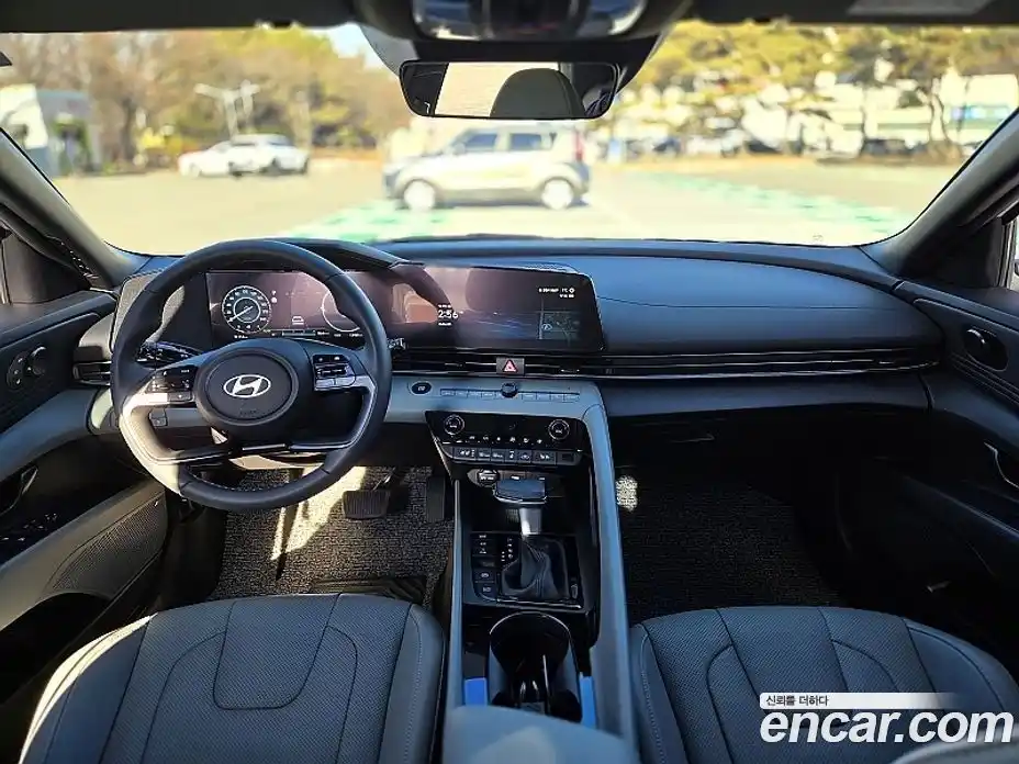 Hyundai Avante 2025 1.6 Автомат в Москве № 130657, фото 10