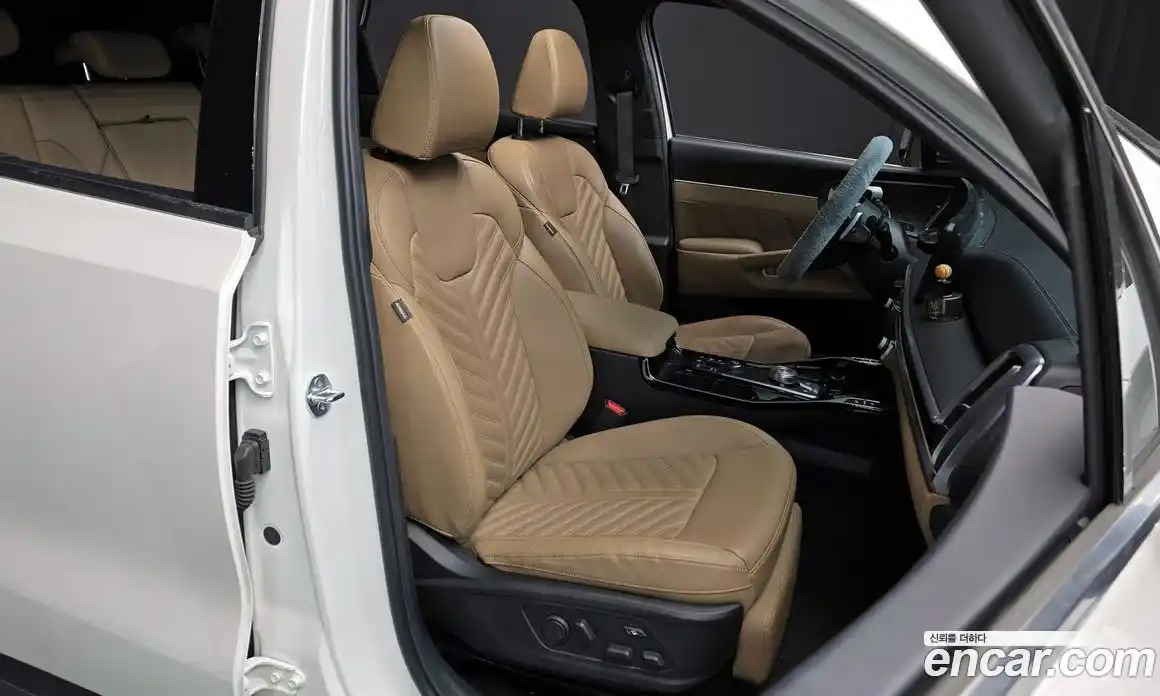 Kia Sorento 2024 1.6 Автомат в Москве № 132030, фото 3