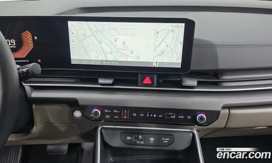 Kia Canival 2024 2.2 Автомат в Москве № 133538, фото 15