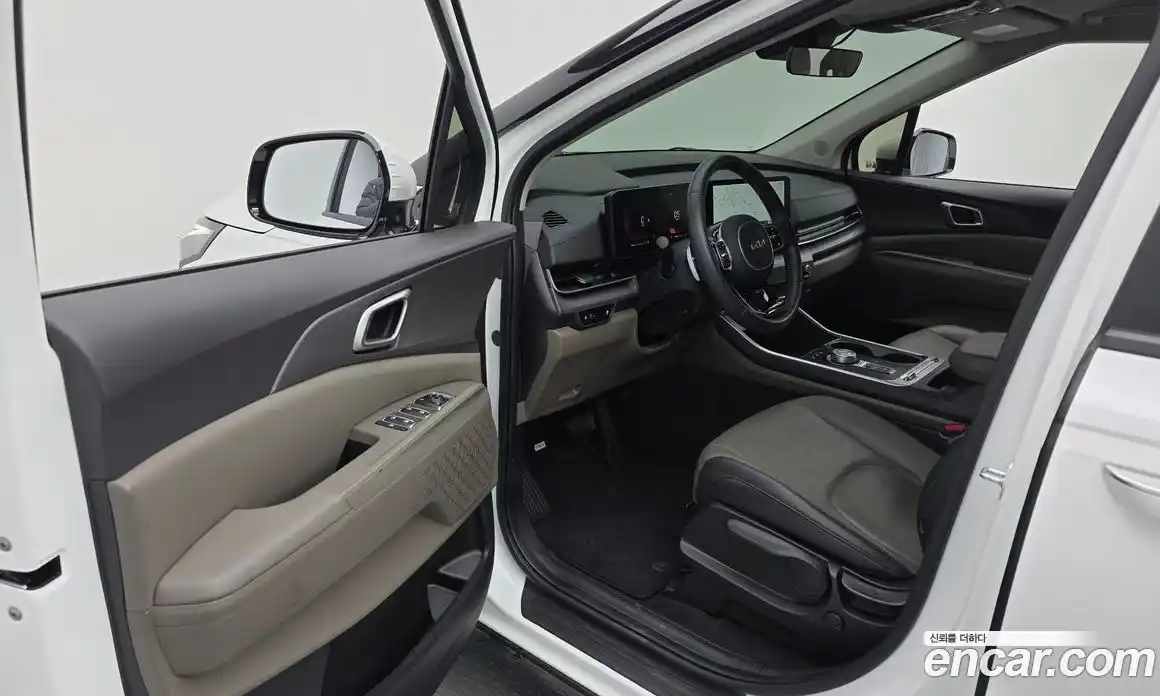 Kia Canival 2024 2.2 Автомат в Москве № 133538, фото 18