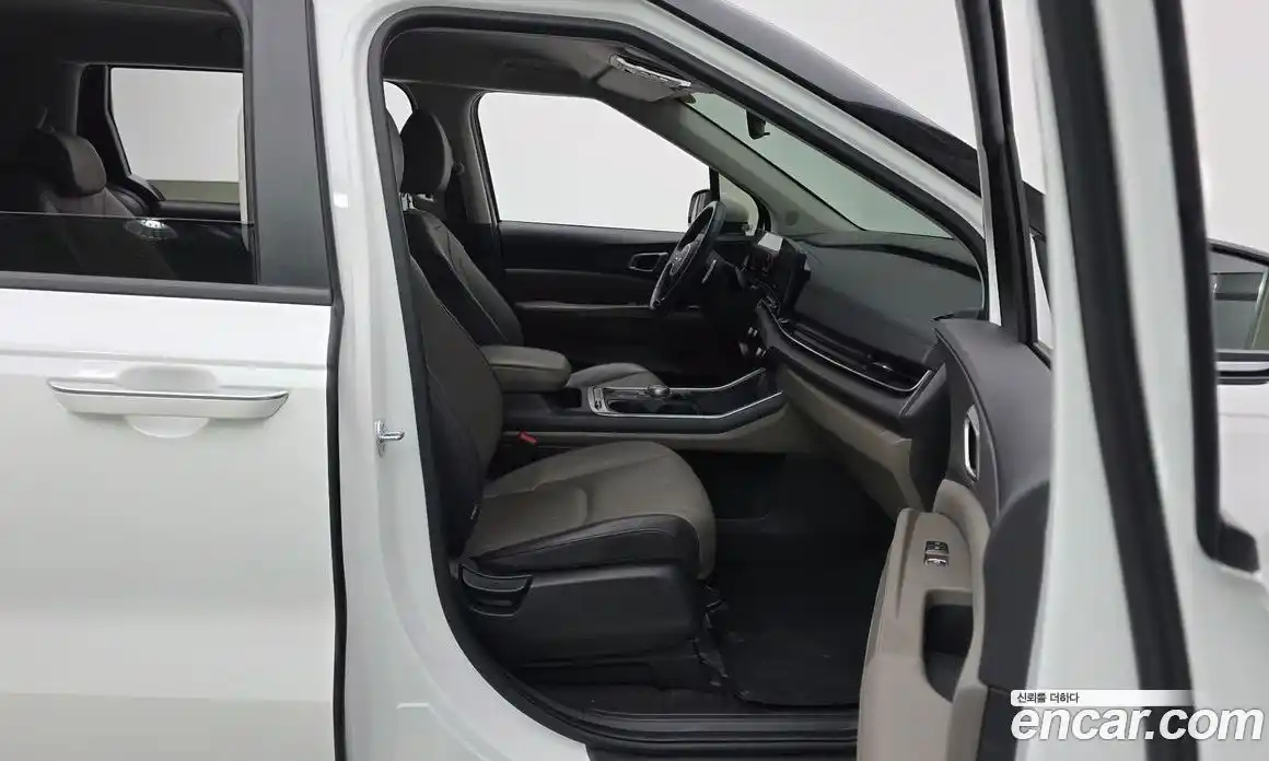 Kia Canival 2024 2.2 Автомат в Москве № 133538, фото 10