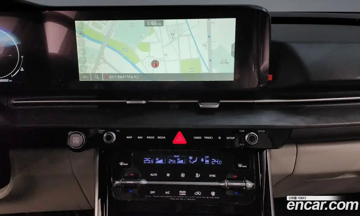 Kia Canival 2023 2.2 Автомат в Москве № 133646, фото 15