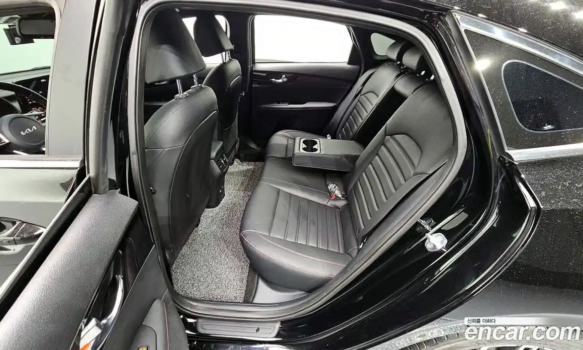 Kia K3 2022 1.6 Автомат в Москве № 133719, фото 15