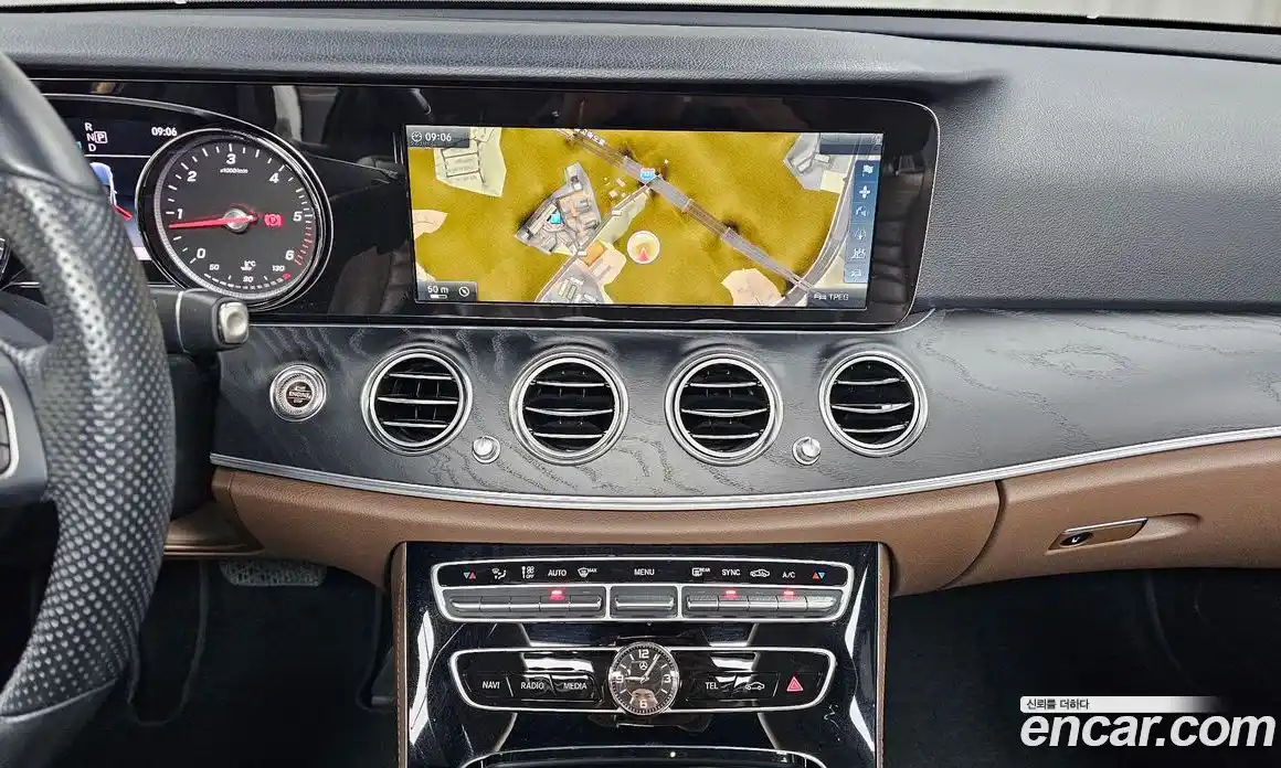 Mercedes-Benz E-Class 2017 1.9 Автомат в Москве № 140239, фото 15