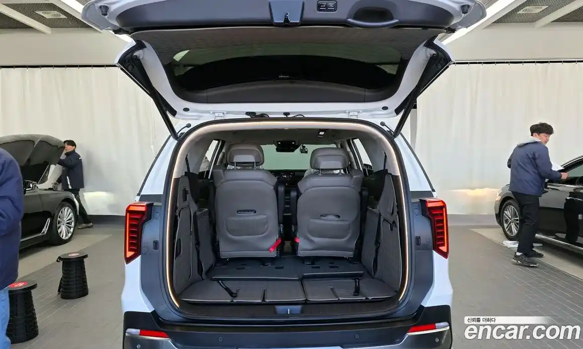 Kia Canival 2025 2.2 Автомат в Москве № 15018, фото 11