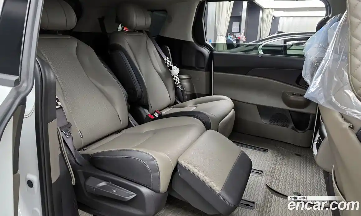 Kia Canival 2025 2.2 Автомат в Москве № 15018, фото 18