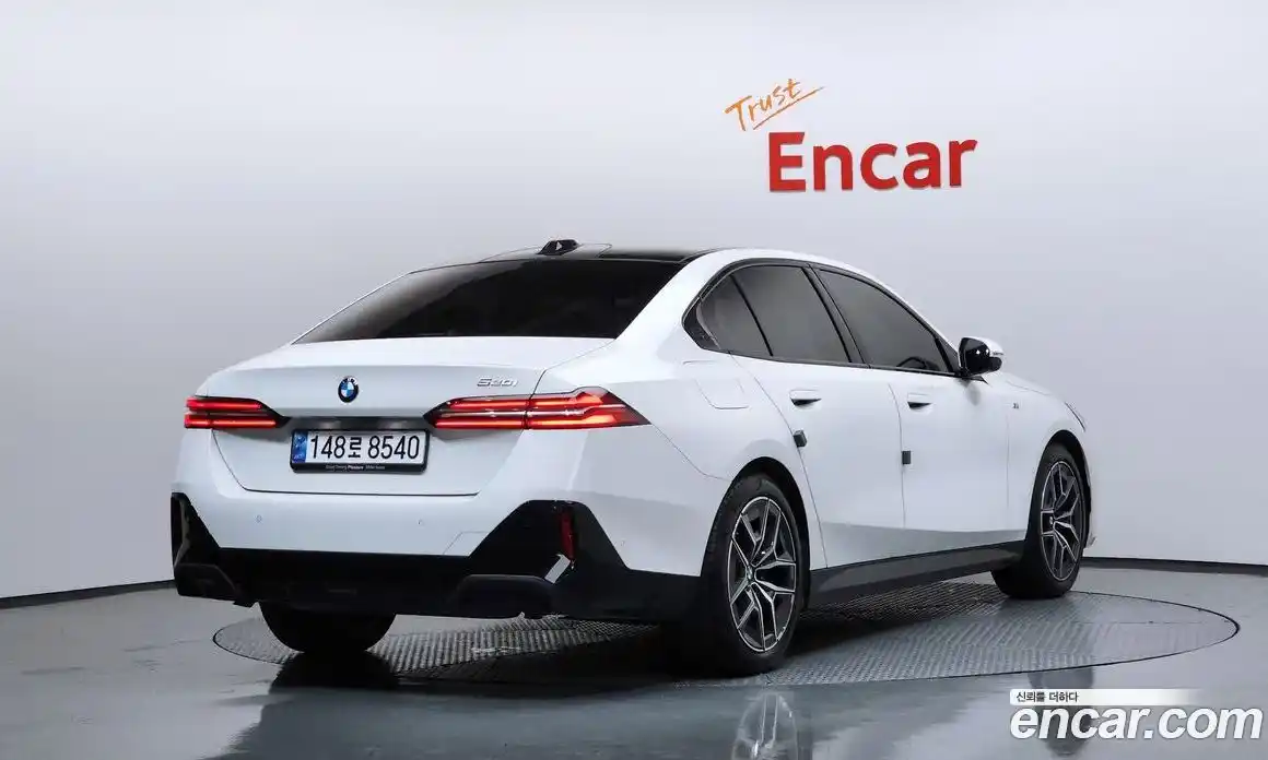 BMW 5-Series 2025 2.0 Автомат в Москве № 153388, фото 16