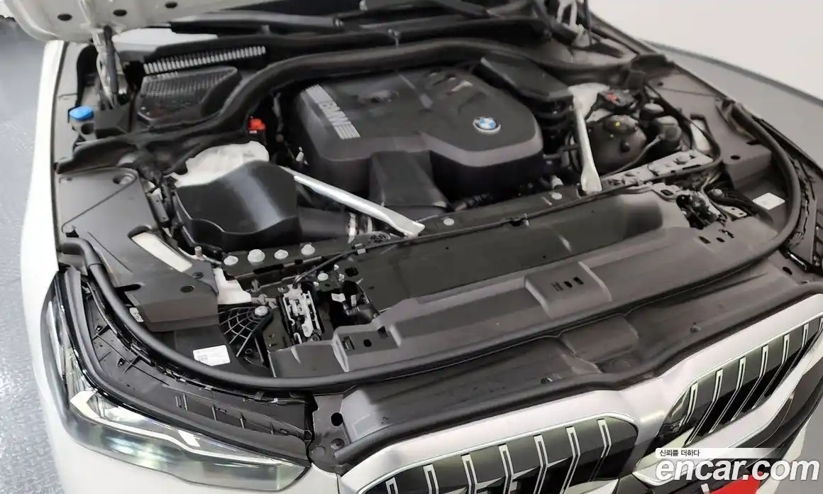 BMW 5-Series 2025 2.0 Автомат в Москве № 153388, фото 2