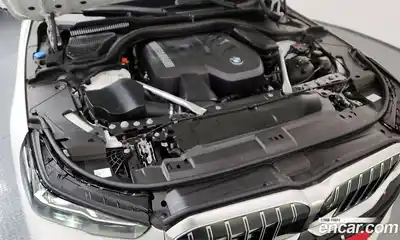 BMW 5-Series 2025 2.0 Автомат в Москве № 153388, миниатюра 2