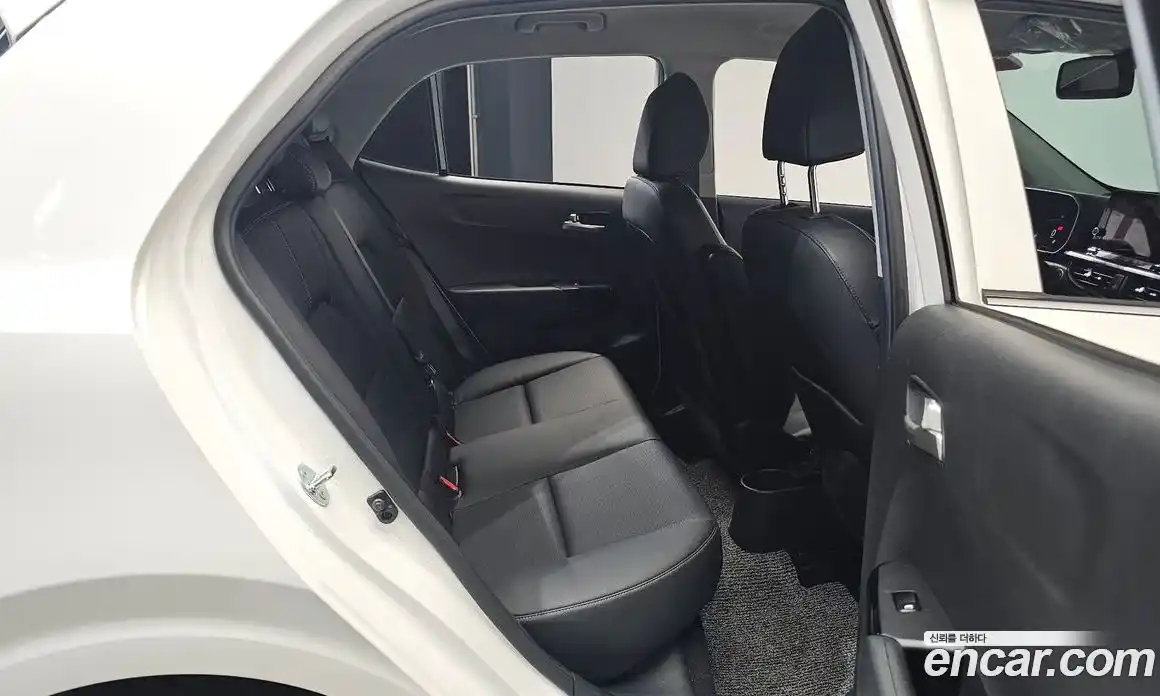 Kia Morning 2024 1.0 Автомат в Москве № 15389, фото 5