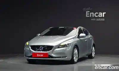 Volvo V40 2015 1.6 Автомат в Москве № 156336, миниатюра 3