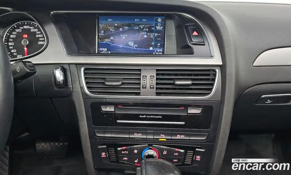 Audi A4 2015 2.0 Автомат в Москве № 157898, фото 15