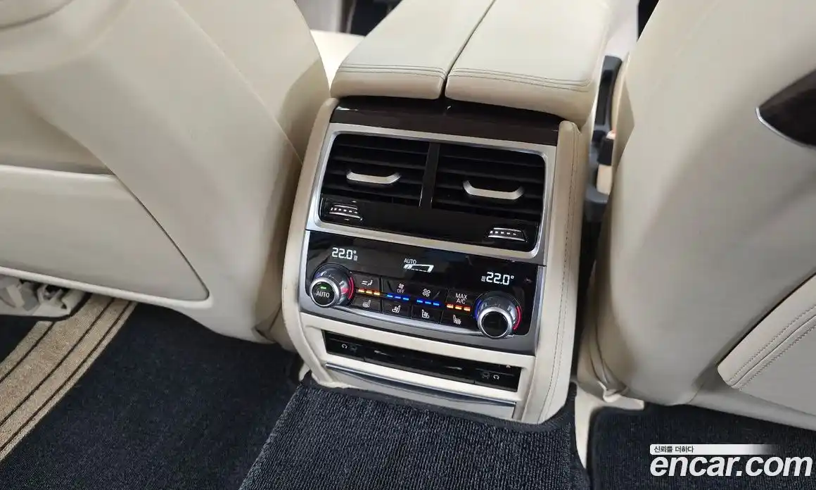 BMW 7-Series 2016 4.4 Автомат в Москве № 159311, фото 19