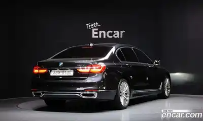 BMW 7-Series 2016 4.4 Автомат в Москве № 159311, миниатюра 2