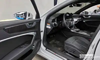 Audi A6 2023 2.0 Автомат в Москве № 162555, миниатюра 9
