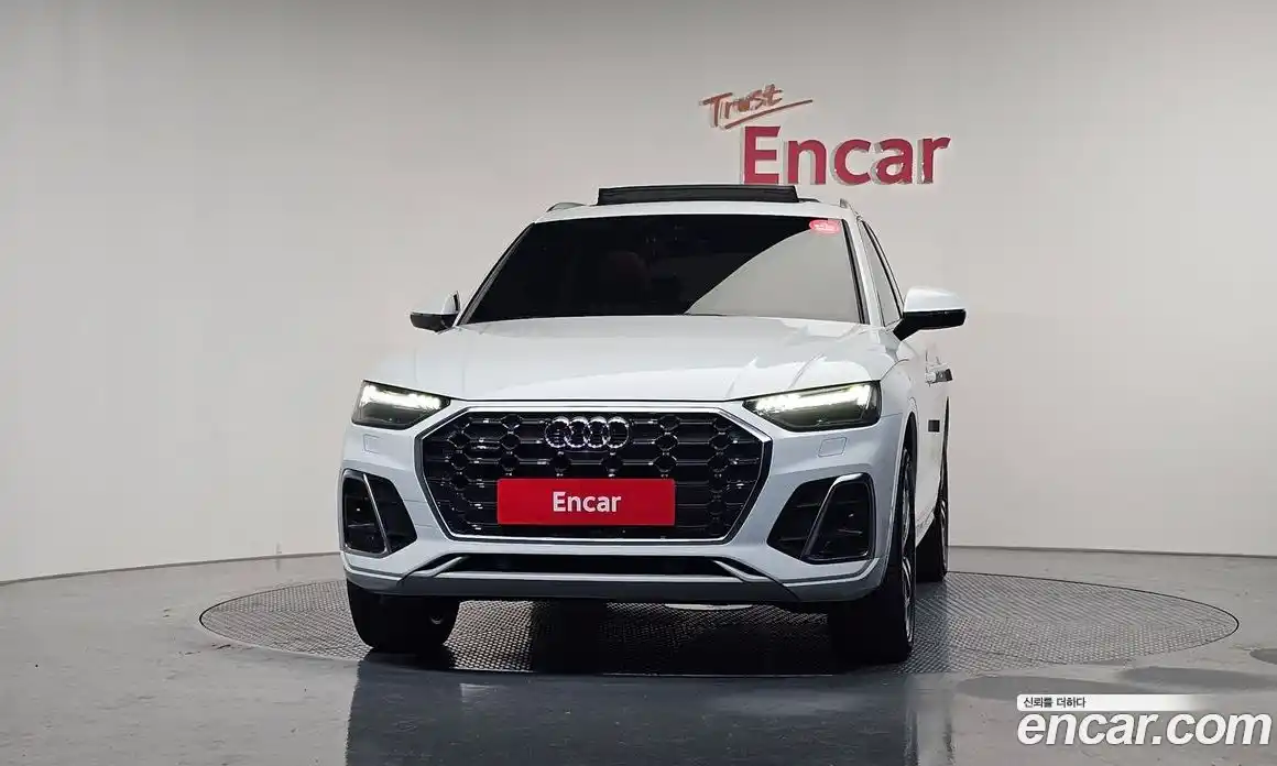 Audi Q5 2023 2.0 Автомат в Москве № 162864, фото 3