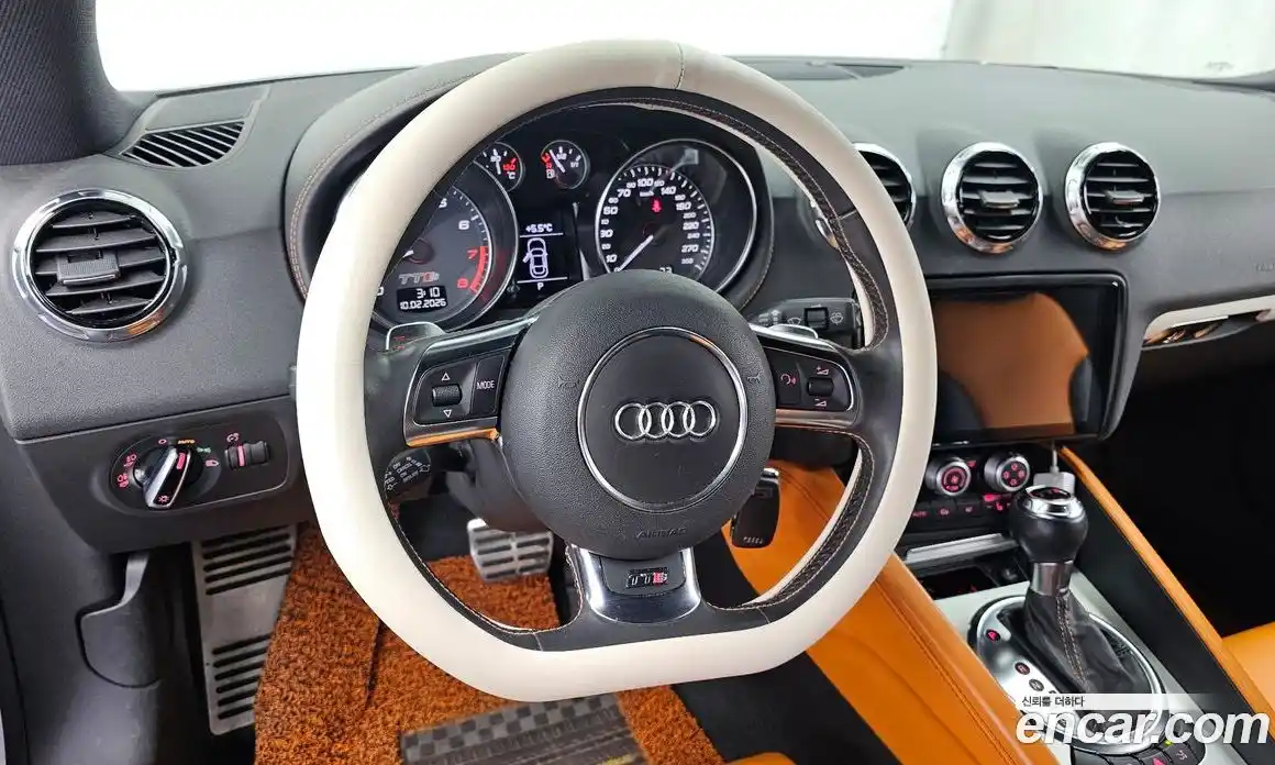 Audi TTS 2011 2.0 Автомат в Москве № 163352, фото 4