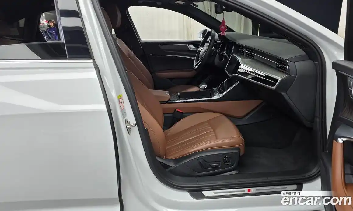 Audi A6 2020 2.0 Автомат в Москве № 163478, фото 15