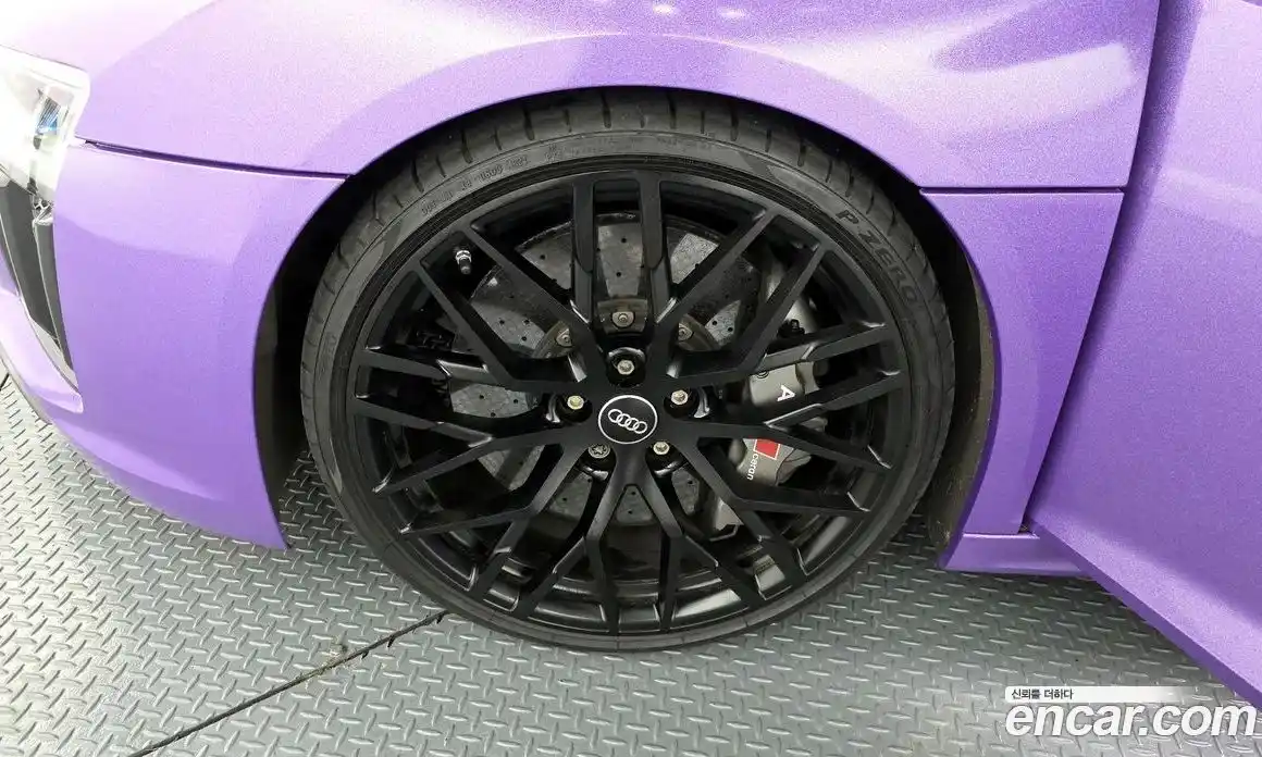 Audi R8 2017 5.2 Автомат в Москве № 163645, фото 5