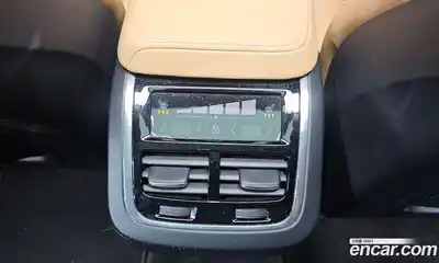 Volvo XC60 2023 2.0 Автомат в Москве № 164421, миниатюра 10