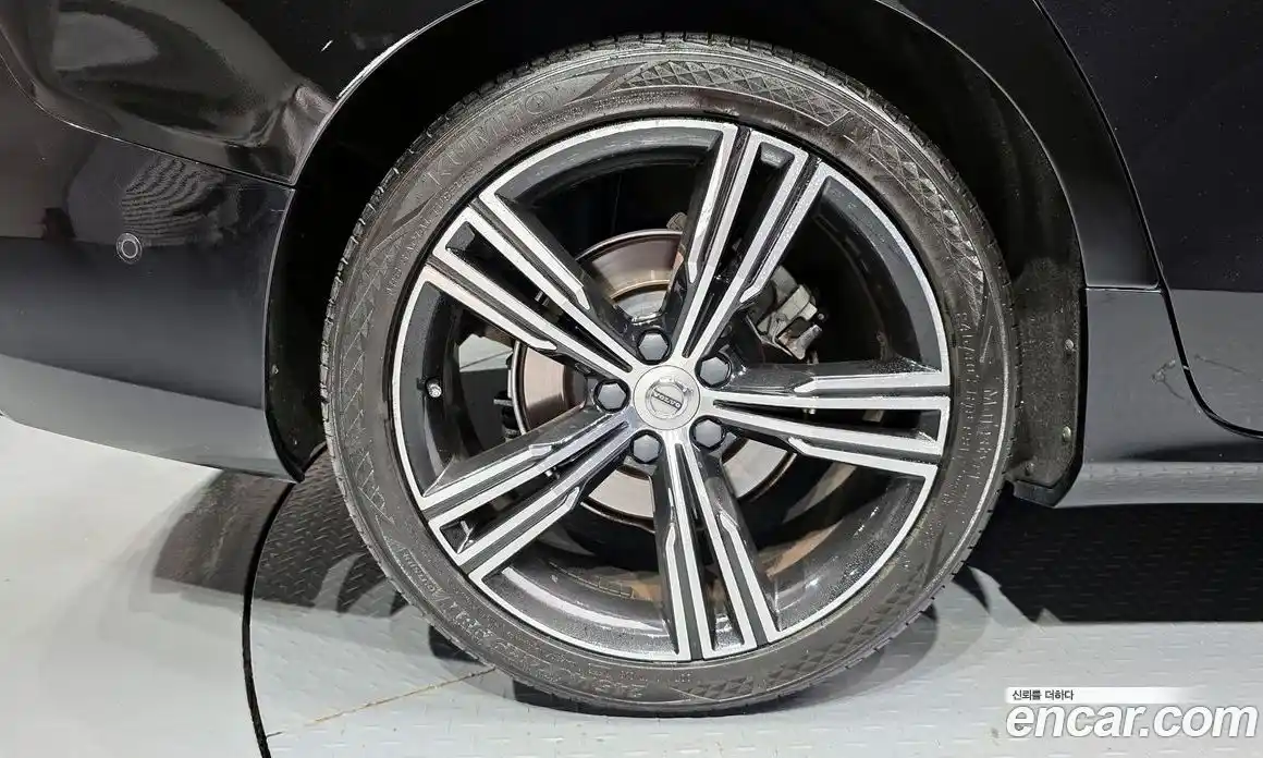 Volvo S60 2020 2.0 Автомат в Москве № 164608, фото 5