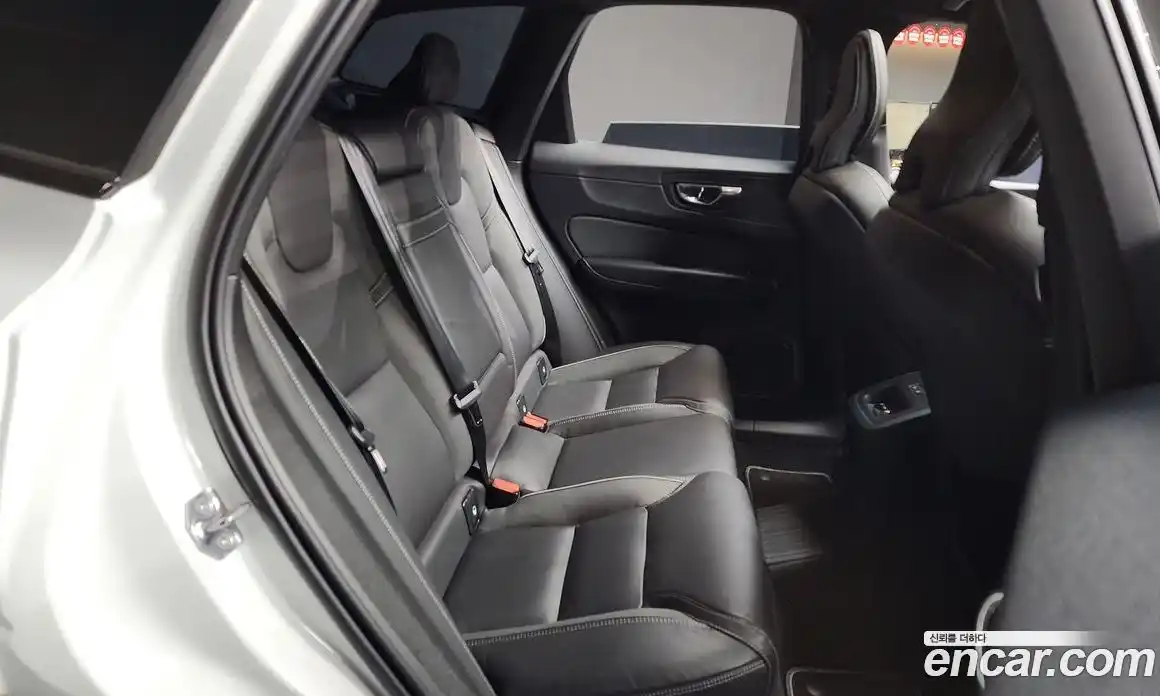 Volvo XC60 2021 2.0 Автомат в Москве № 164721, фото 7