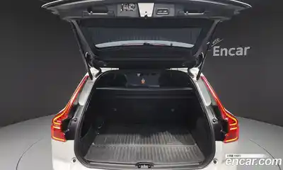 Volvo XC60 2021 2.0 Автомат в Москве № 164721, миниатюра 10