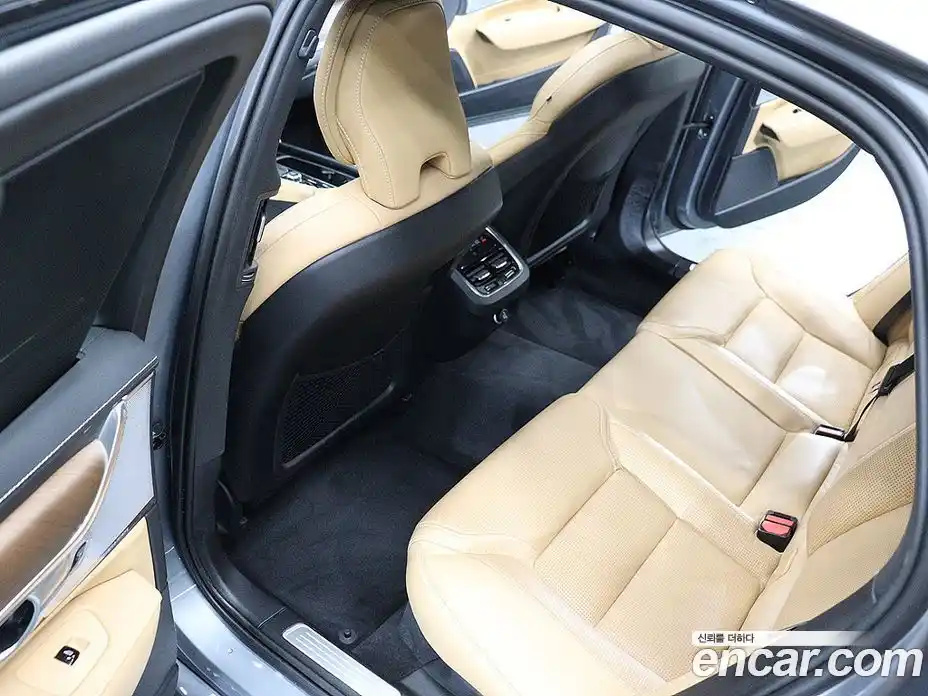 Volvo S90 2019 2.0 Автомат в Москве № 164783, фото 15
