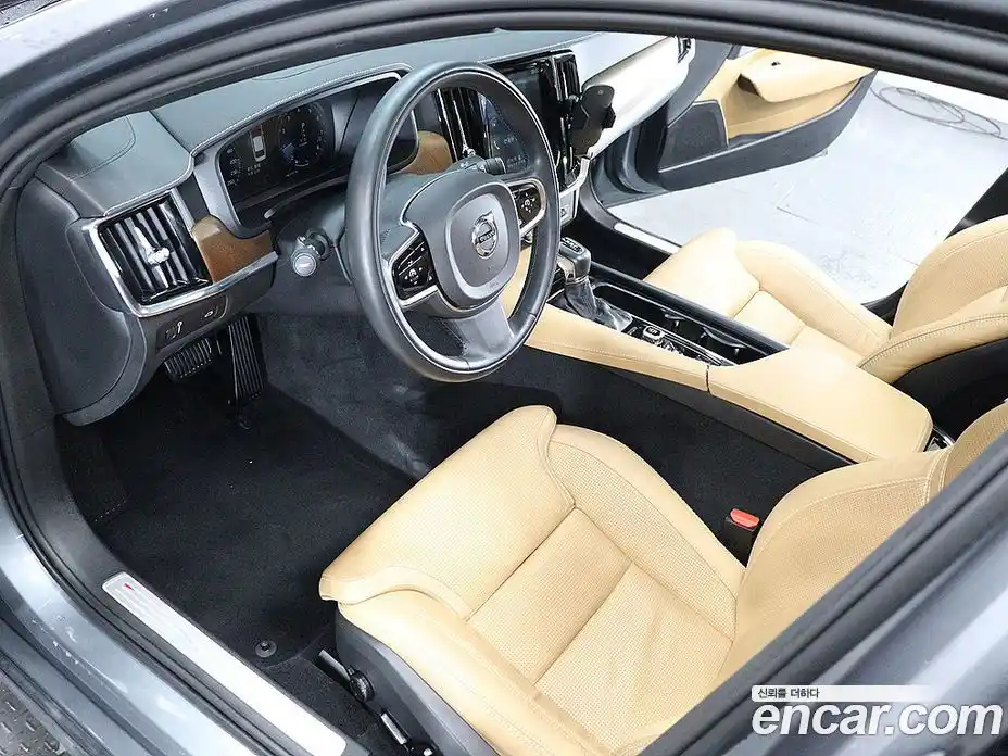 Volvo S90 2019 2.0 Автомат в Москве № 164783, фото 16