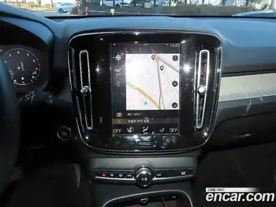 Volvo XC40 2022 2.0 Автомат в Москве № 164788, миниатюра 12