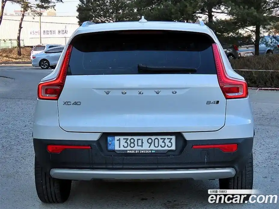 Volvo XC40 2022 2.0 Автомат в Москве № 164788, фото 4