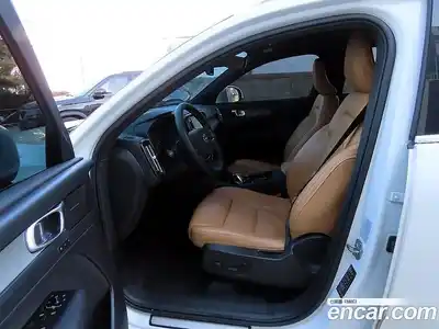 Volvo XC40 2022 2.0 Автомат в Москве № 164788, миниатюра 5