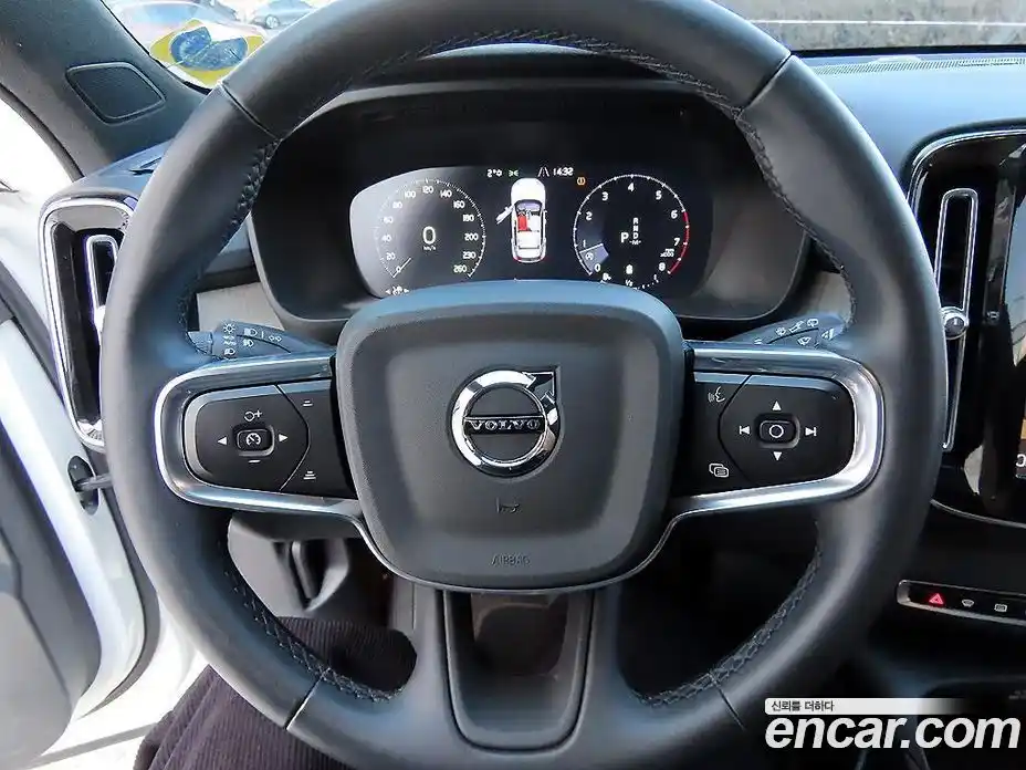 Volvo XC40 2022 2.0 Автомат в Москве № 164788, фото 8