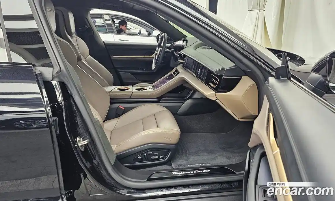 Porsche Taycan 2024 0.1 Автомат в Москве № 165131, фото 14