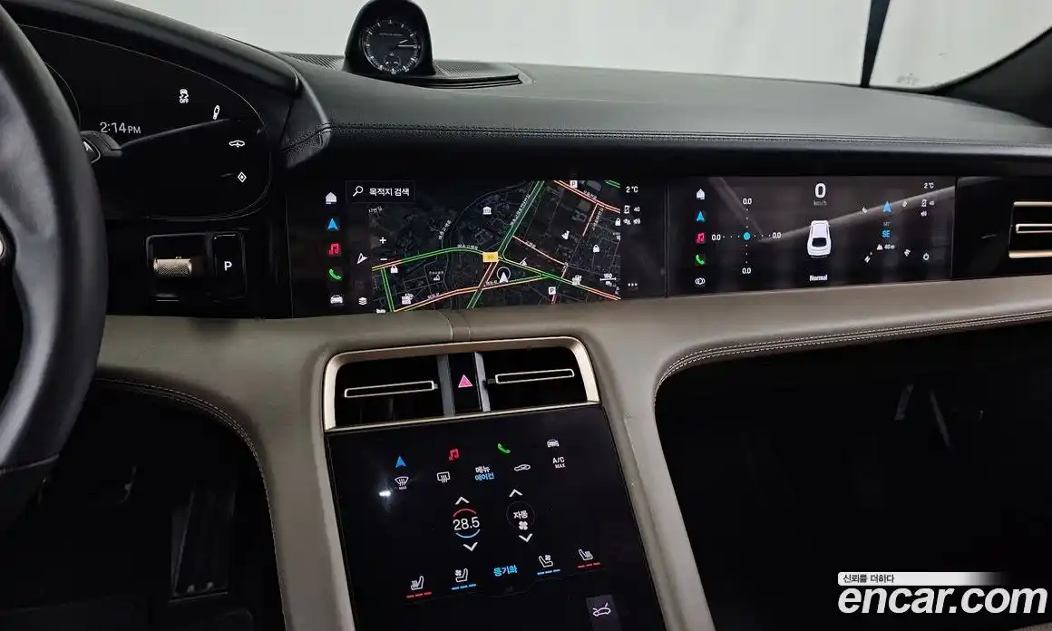 Porsche Taycan 2024 0.1 Автомат в Москве № 165131, фото 19