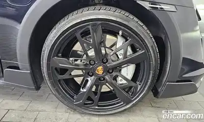 Porsche Taycan 2024 0.1 Автомат в Москве № 165131, миниатюра 3