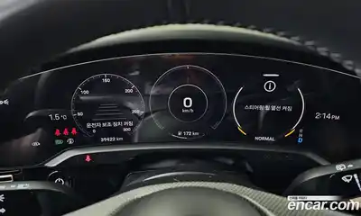 Porsche Taycan 2024 0.1 Автомат в Москве № 165131, миниатюра 6