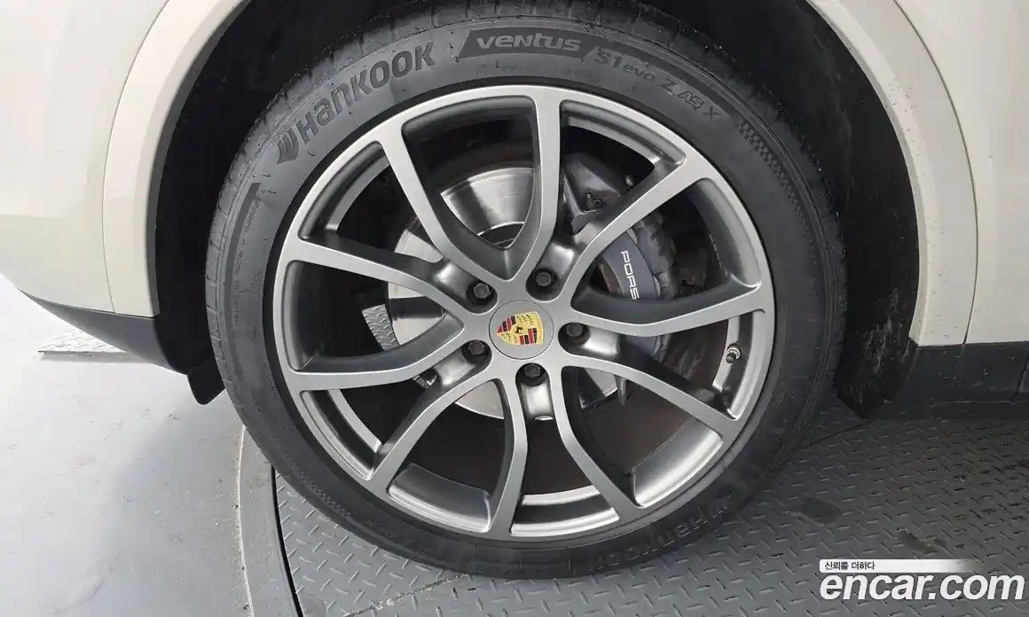 Porsche Cayenne 2021 3.0 Автомат в Москве № 165561, фото 5