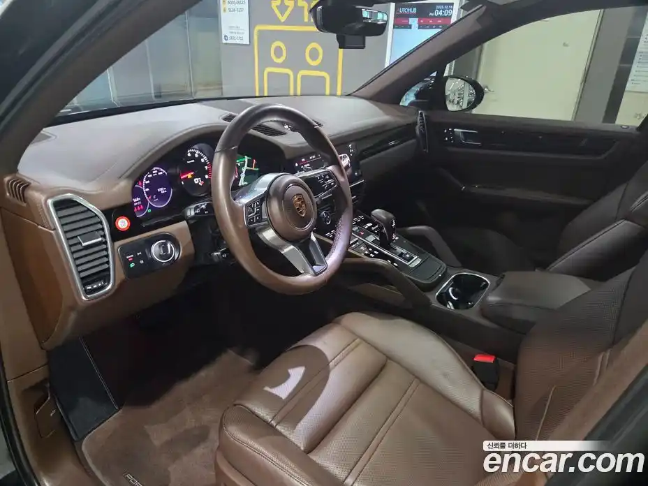 Porsche Cayenne 2022 3.0 Автомат в Москве № 165741, фото 11