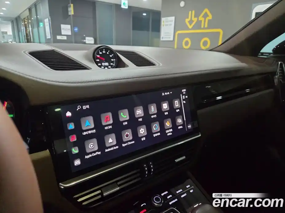 Porsche Cayenne 2022 3.0 Автомат в Москве № 165741, фото 14