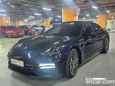 Porsche Panamera 2023 2.9 Автомат в Москве № 165783, миниатюра 3
