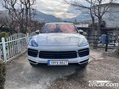 Porsche Cayenne, 2023