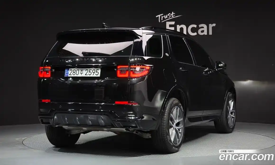 Land Rover Discovery Sport 2025 2.0 Автомат в Москве № 166017, фото 15