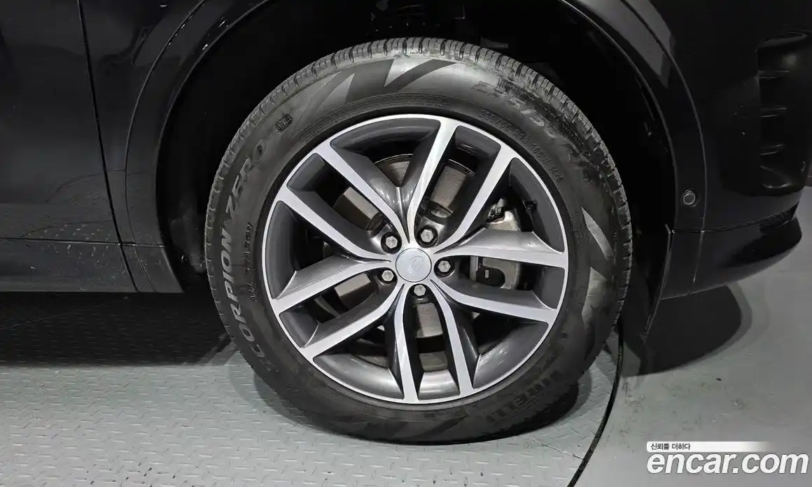 Land Rover Discovery Sport 2025 2.0 Автомат в Москве № 166017, фото 16