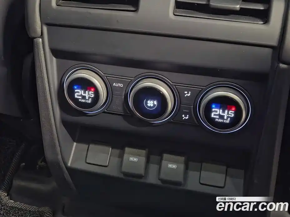 Land Rover Defender 2023 3.0 Автомат в Москве № 166018, фото 18