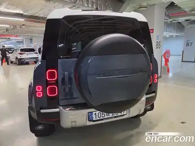 Land Rover Defender 2023 3.0 Автомат в Москве № 166018, миниатюра 2