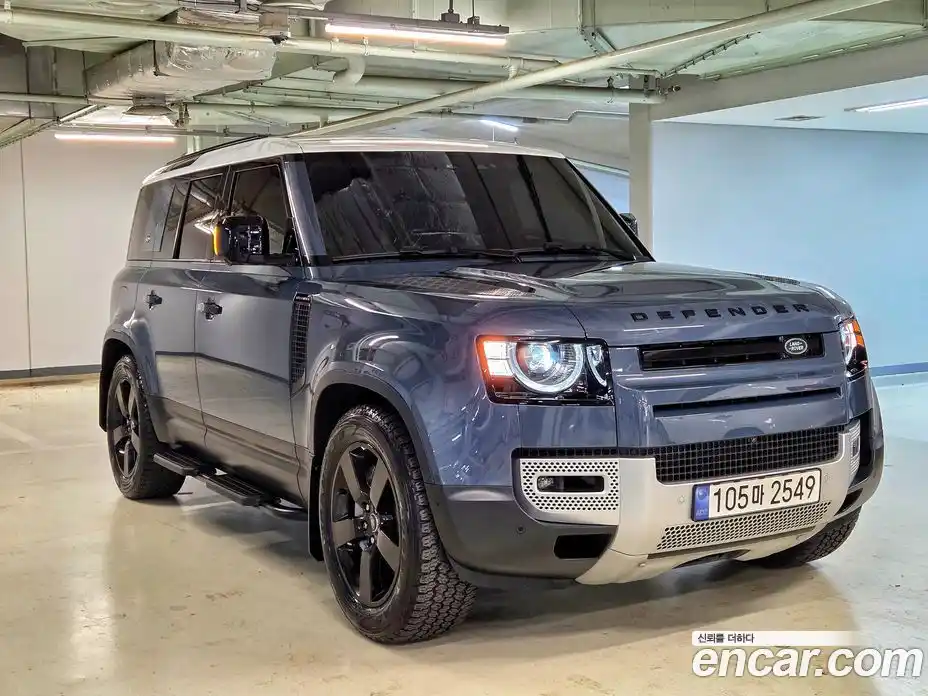 Land Rover Defender 2023 3.0 Автомат в Москве № 166018, фото 3