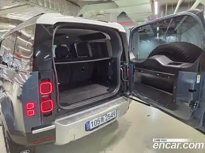 Land Rover Defender 2023 3.0 Автомат в Москве № 166018, миниатюра 4