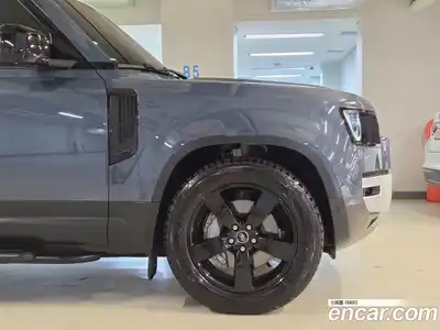 Land Rover Defender 2023 3.0 Автомат в Москве № 166018, миниатюра 6