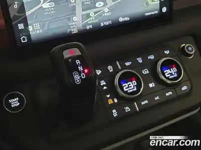 Land Rover Defender 2023 3.0 Автомат в Москве № 166018, миниатюра 9